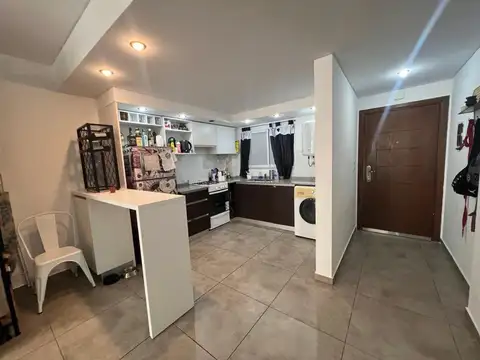 EXCELENTE DEPARTAMENTO MUY BIEN UBICADO