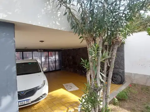 Casa en Quinta Sección