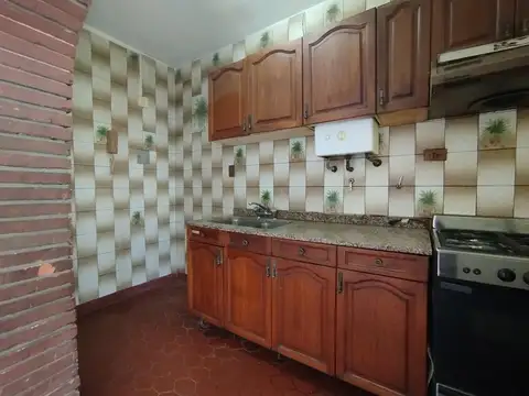 Venta Departamento 2 dormitorios con balcon. Rucci, Rosario