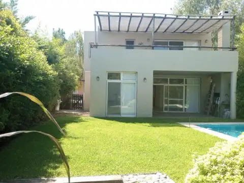 Casa en Los Sauces