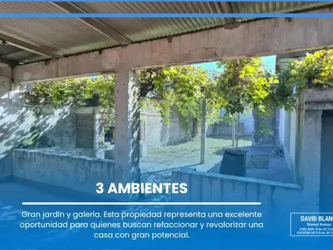 Casa, Lomas de Zamora, parque, jardín, a refaccionar, venta, 3 ambientes, cochera, permuta