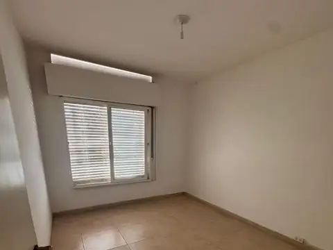 SE ALQUILA CASA EN BARRIO MAIPU