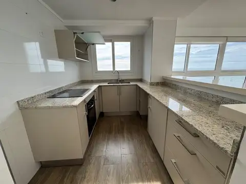 Departamento en Alquiler con 1 cocheras