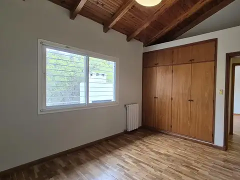 Casa en Venta con 6 cocheras