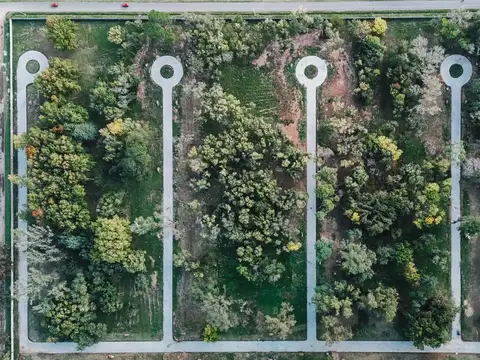 Terreno en Venta en La Lonja, USD 138.000