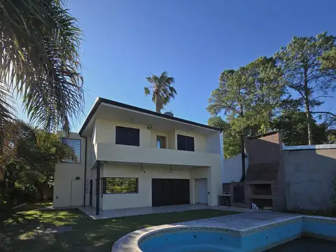 Casa frente al Río en venta - Sauce Viejo