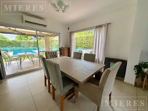 Casa en Venta en Los Olivares, USD 265.000