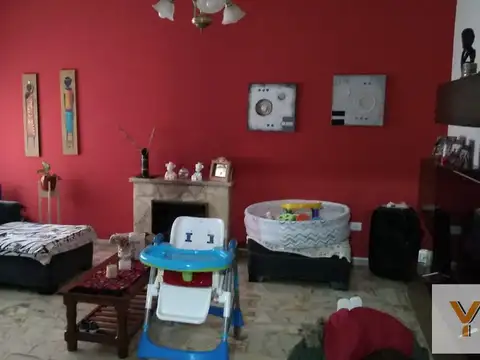 PH en venta - 3 dormitorios 1 baño - 148mts2 - Quilmes