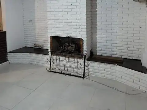 Casa en Alquiler de 4 dormitorios