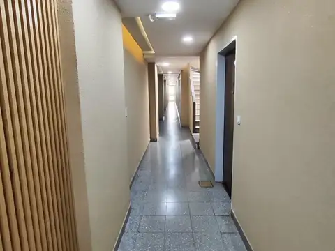 Don Bosco e/ Maza y Virrey Liniers