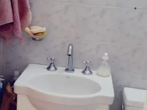 Depto Tipo Casa en Venta con 1 cocheras