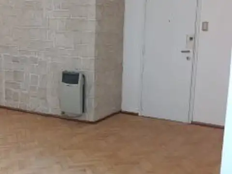 Casa en Alquiler con 1 cochera