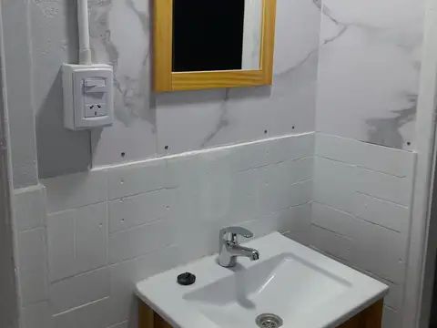 pellegrini 5100, Piso pb