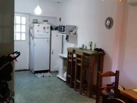Depto Tipo Casa en Venta en Morón, USD 75.000