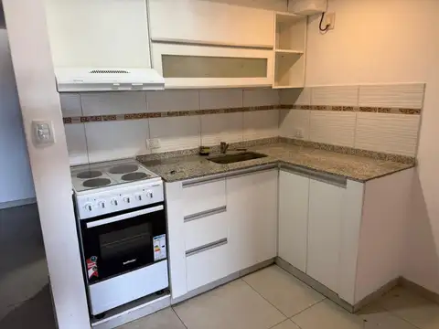 Departamento en Alquiler en Villa Maipu, $ 550.000