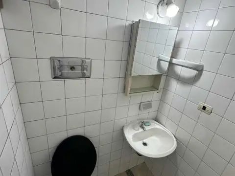 Oficina en Venta al Este