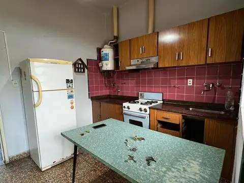 CASA 3 AMBIENTES CON FONDO LIBRE Y TERRAZA - APTO CREDITO