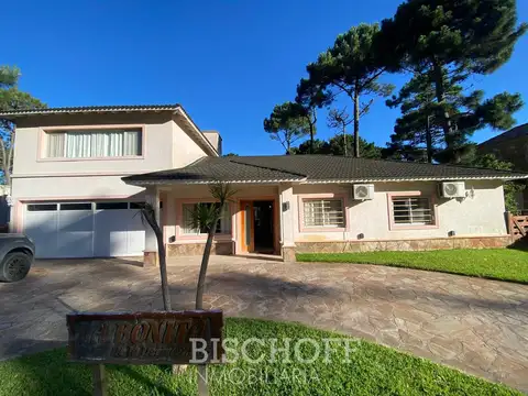 Casa en Alquiler Temporal en Pinamar, USD 6.000