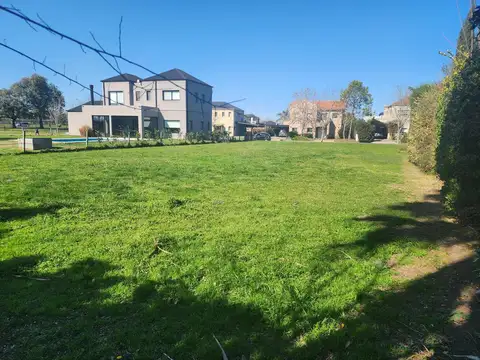 Pilar del Este, Barrio los jazmines