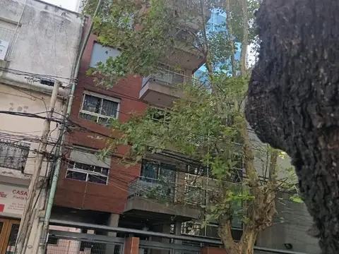 BUEN VIAJE 1055 , Piso 3