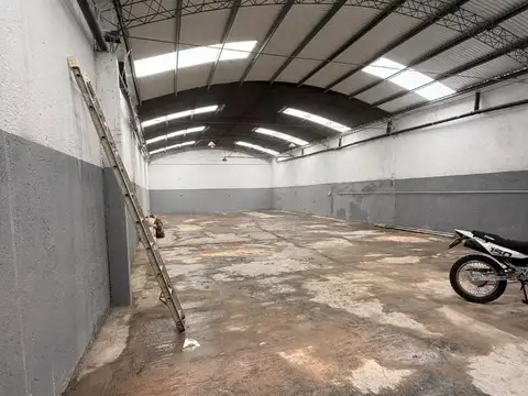 Galpon en Alquiler en San Martin, $ 2.200.000