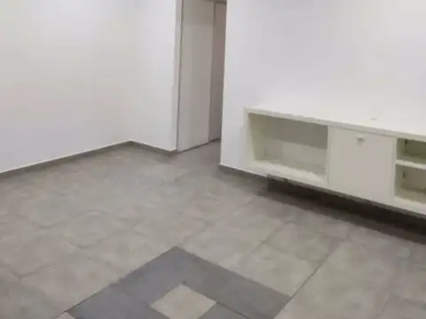 VENTA DPTO 2 AMB. - C/BALCON AL FRENTE - MUY BONITO 