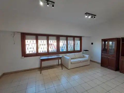 Casa en Alquiler en Punta Mogotes, $ 1.000.000