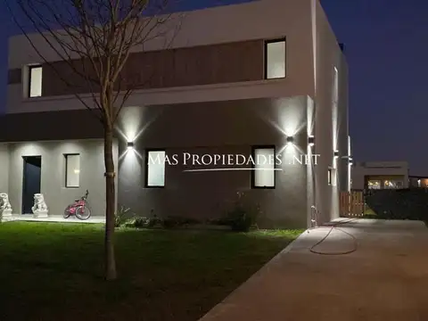 Casa en Venta en Countries y Barrios Cerrados en Pilar, Partido de Pilar