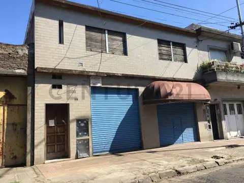 Casa 3 ambientes + 2 Locales-OPORTUNIDAD- REMEDIOS DE ESCALADA-LANUS OESTE