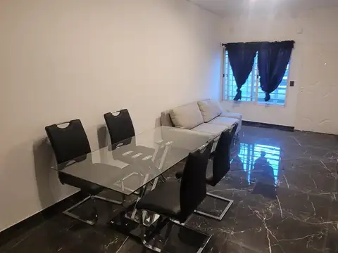 Departamento en Venta en Villa Adelina, USD 82.000