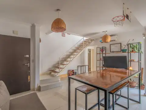Moderno depto 2 amb c/balcón, terraza y parrilla