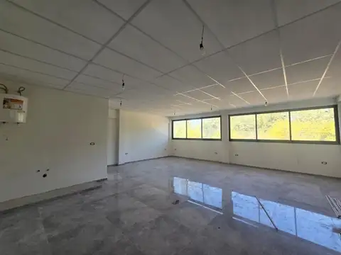 Oficina en Alquiler en Canning, $ 800.000
