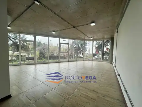 Oficina en alquiler en Polo Empresarial K41, La Reja, Moreno