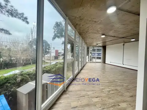 Oficina en Alquiler en La Reja, USD 800