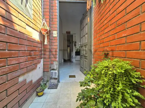Depto Tipo Casa en Venta en Paternal, USD 100.000