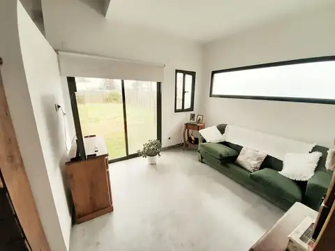 Casa en Venta en Presidente Derqui, USD 185.000