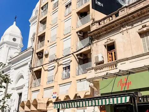 VENTA DEPTO CENTRICO 2 DORMS CON COCHERA 