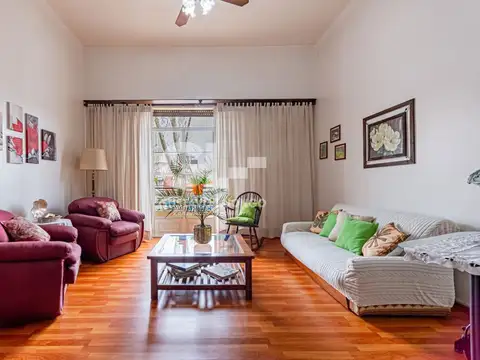 2 deptos en 1, balcón, terraza y quincho con parrilla