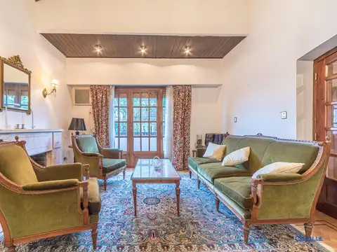 Casa 7 ambientes con 6 baños