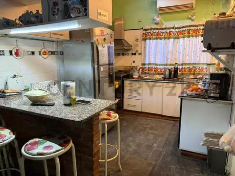 Venta Casa 5 Ambientes La Matanza Rafael Castillo a Reciclar 600 m2