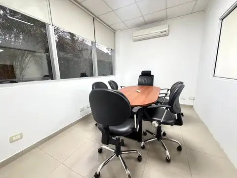Oficina 3 ambientes con 1 baño