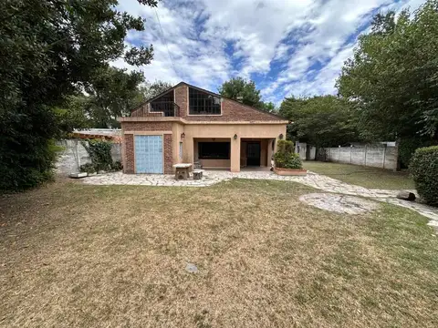 Casa en Venta con 1 cochera