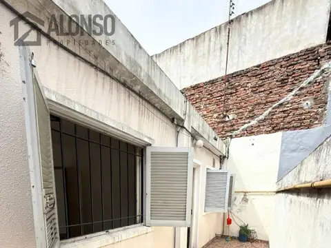 Depto Tipo Casa 3 ambientes con 1 baño