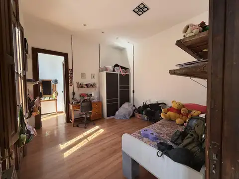 Depto Tipo Casa 6 ambientes con 1 baño