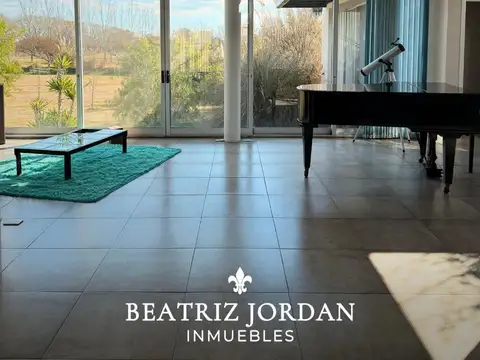 Casa en Venta en Countries y Barrios Cerrados en Campana, USD 349.000