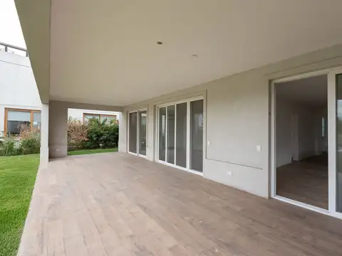 Casa en VENTA BARRIO VIRAZON. NORDELTA