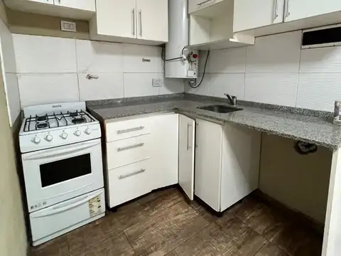 Depto Tipo Casa 3 ambientes con 1 baño