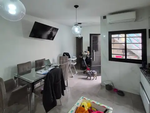 Depto Tipo Casa en Venta de 2 ambientes