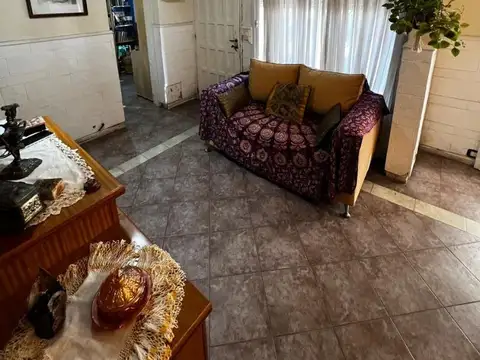 Depto Tipo Casa en Venta de 3 ambientes