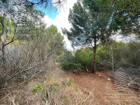 |LOTE DE 944 MTS ² EN BARRIO RESIDENCIAL| |COSTA ESMERALDA|